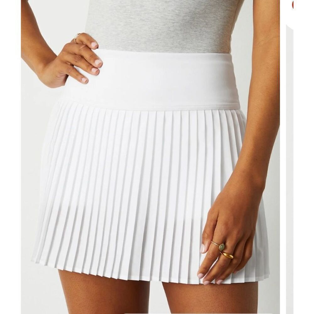 Fabletics Hot Shot Pleated Skirt Classic Mini / White / Size Large NWT